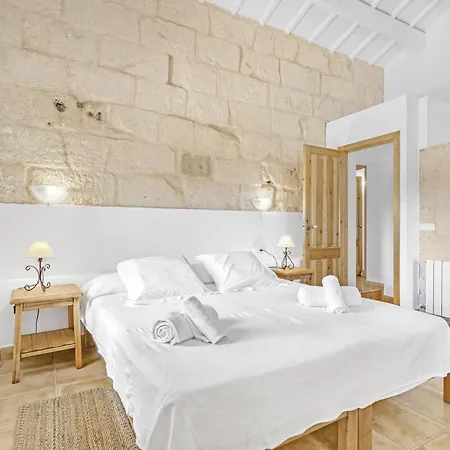 Biniatzau فيلة الايور